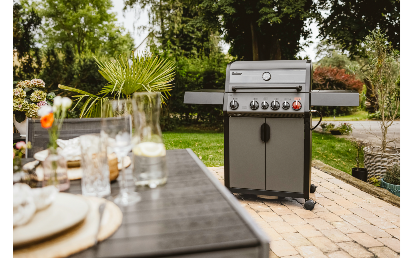  Enders BBQ Hyde 4 SIKR Turbo Gasgrill